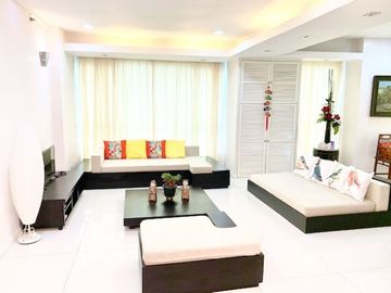 Fancy Fully furnished 2br Condo for rent at Kensington Place
