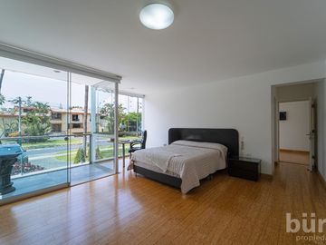 ESPECTACULAR DEPARTAMENTO EN VENTA CHACARILLA SURCO 299 MTRS CON 4 DORMITORIOS