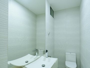 ESPECTACULAR DEPARTAMENTO EN VENTA CHACARILLA SURCO 299 MTRS CON 4 DORMITORIOS