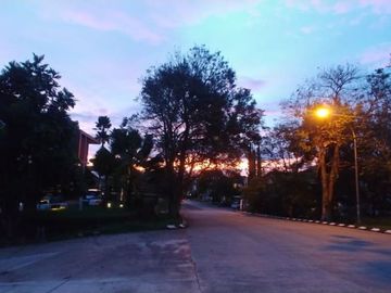 Sewa jual Vila Dago kolam renang pribadi hanya 5 juta/ malam