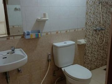 Dijual Cepat Turun Harga BU Rumah Rapih Siap Huni di Delatinos BSD