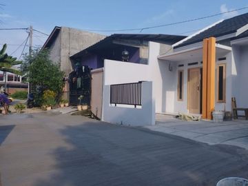 Dijual rumah murah di perwira Bekasi Utara