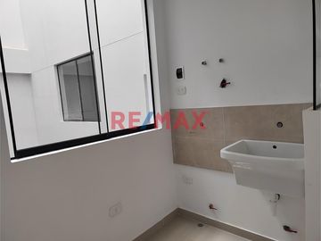 ¡Vive la comodidad Frente al parque! y con una vista increíble 🏡🌳

Descubre este amplio departamento de 📐87 m² en el noveno piso de un moderno edifi