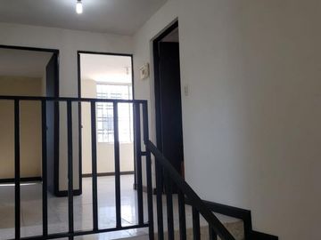 Casa en venta Cumbres 2do. sector.