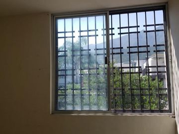 Casa en venta Cumbres 2do. sector.