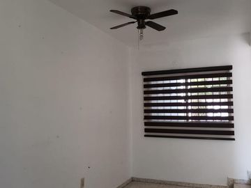 Casa en venta Cumbres 2do. sector.