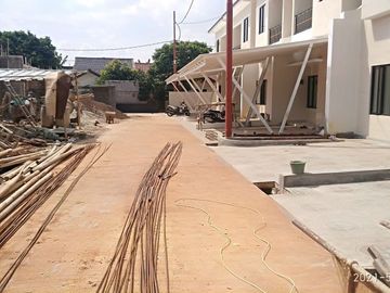 Rumah siap huni jatiluhur jati asih akses 2 mobil