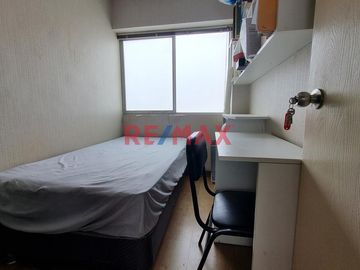 🏡 DEPARTAMENTO EN VENTA – CONDOMINIO COLIBRÍ, CHICLAYO 🏡
vive en un exclusivo departamento en el piso 11 del Condominio Colibrí, Chiclayo. Zona segur