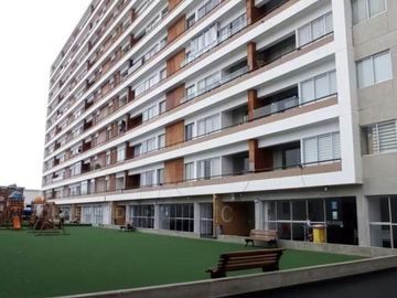 🏡 DEPARTAMENTO EN VENTA – CONDOMINIO COLIBRÍ, CHICLAYO 🏡
vive en un exclusivo departamento en el piso 11 del Condominio Colibrí, Chiclayo. Zona segur
