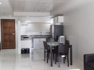 2-Bedroom furnished Apartment near Ayala, Cebu City