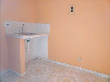Se Vende Casa con Apartamentos para Inversiónistas en Las Mañanitas