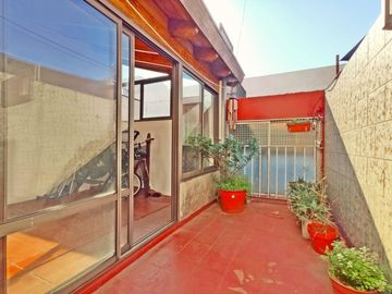 Apto Crédito, PH 3 Amb. Sin Exp., Patio, Parrilla, Quincho y Terraza.