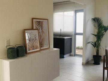 VENTA DE CASAS, CONJUNTO HABITACIONAL , Valle de los chillos, sector La Armenia, cercano a parque Metropolitano.