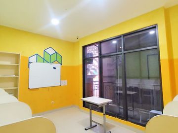 Ruko Beryl Gading Serpong SHM 3 Lantai, 7 Ruangan, Siap untuk Kantor