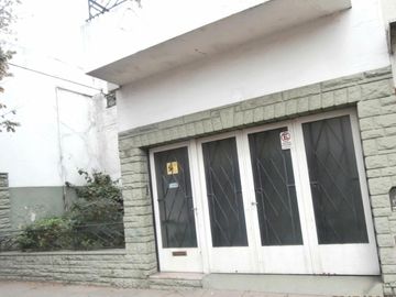 CASA  LOTE PROPIO CON GARAGE  Y TERRAZA CUENCA 1100