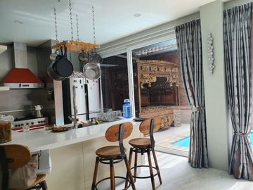 Rumah Mewah 4 Lantai Ada Kolam Renang Di Sektor 7 - GB 2741
