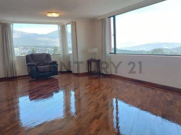 En venta departamento 3 dormitorios y suite en Urbanización El Condado