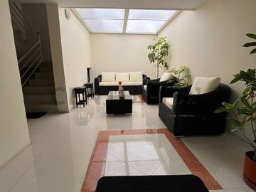 En venta departamento 3 dormitorios y suite en Urbanización El Condado