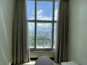 1 bedroom at ONE CENTRAL TOWER 1, Makati for sale