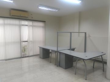 casa en venta en versalles. Cod V10508