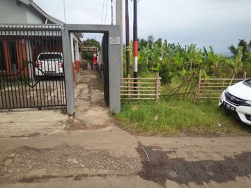 152 Tumbak Tanah Kebun Pinggir Jalan, Strategis Komersil, Ngamprah, Bandung Barat