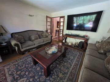 Casa en venta de 4 dorm. en Huechuraba