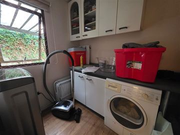 Casa en venta de 4 dorm. en Huechuraba
