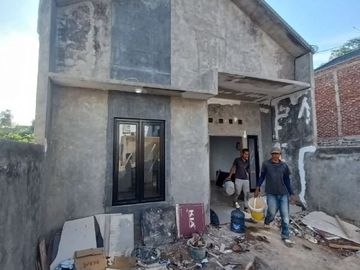 HUNIAN MINIMALIS, NUANSA ALAM PEGUNUNGAN CUMAN 300 JT-AN