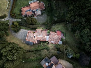 VENTA DE CASA EN ALTO DEL ESCOBERO  ENVIGADO, ANTIOQUIA