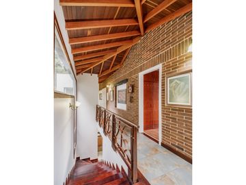 VENTA DE CASA EN ALTO DEL ESCOBERO  ENVIGADO, ANTIOQUIA