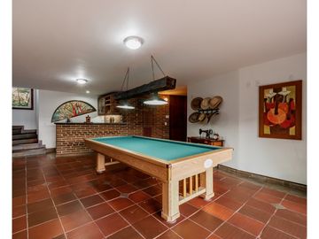 VENTA DE CASA EN ALTO DEL ESCOBERO  ENVIGADO, ANTIOQUIA