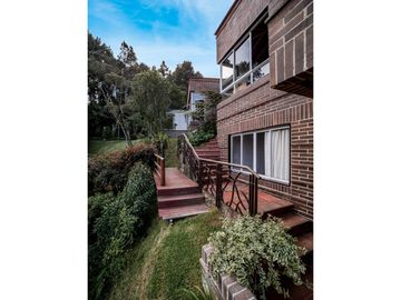 VENTA DE CASA EN ALTO DEL ESCOBERO  ENVIGADO, ANTIOQUIA