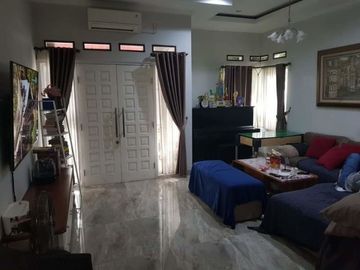 Minimalis Modern 2Lt, Hoek, Puri Agung Lestari, Beji