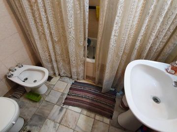 Casa PH en venta en Lanus Este