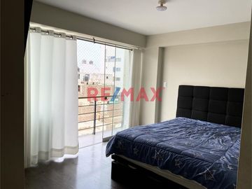 Venta de acogedor departamento dúplex en 4to piso en una de las zonas residenciales mas exclusivas de la ciudad. Cerca al colegio San José Obrero y Pa