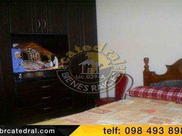 Casa de venta en Colegio Juan  Bautista – código:12359