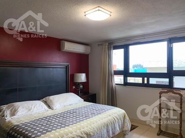 Casa en Venta en Fraccionamiento Lomas del Tejar con Jardin