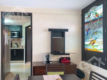 Casa en Venta en Fraccionamiento Lomas del Tejar con Jardin