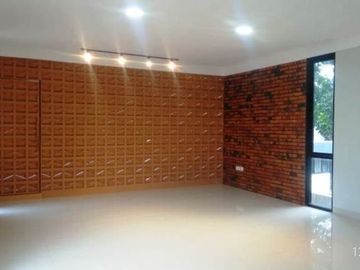 Rumah dijual 3 Lantai di Jagakarsa Jakarta Selatan