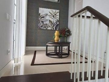 Rumah Cantik Menawan Modern Banget Type Clarion di Citragrand