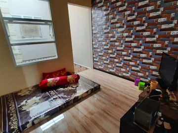 800jt dapat Rumah 3 Lantai Siap Huni