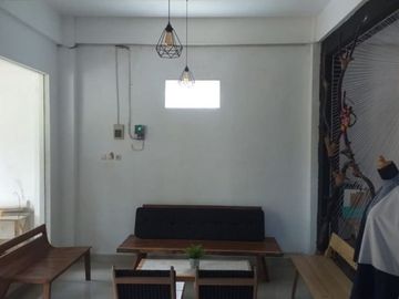 RUMAH BALINESIA DI KULON PROGO DEKAT AKSES KE BANDARA NYIA