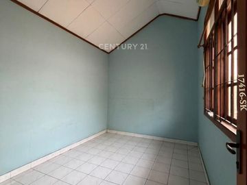 Dijual Rumah Murah Dengan Tanah Luas Di Bintaro