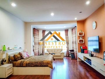Dijual Villa Elit SiapHuni Komplek Padang Golf Polonia Medan