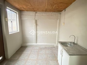 Casa en venta de 3 dorm. en Maipú