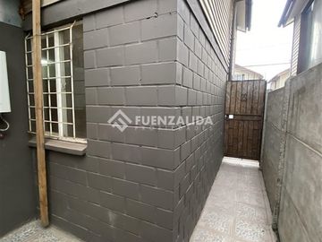 Casa en venta de 3 dorm. en Maipú