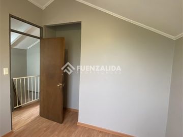 Casa en venta de 3 dorm. en Maipú