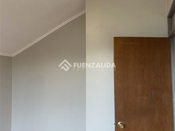 Casa en venta de 3 dorm. en Maipú