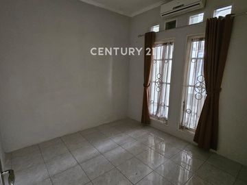 Disewakan Rumah Dalam Cluster Di Graha Bintaro Rn 18913