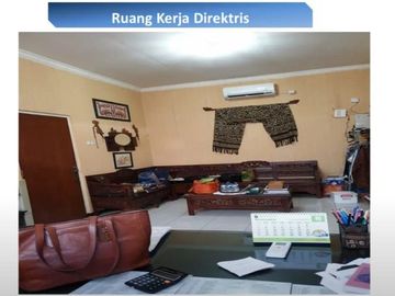 Dijual rumah usaha/workshop kebonsari jambangan surabaya*